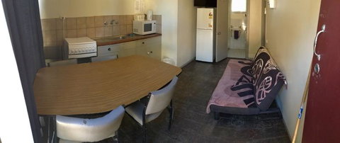A1Cabins - Brisbane Tourism 1