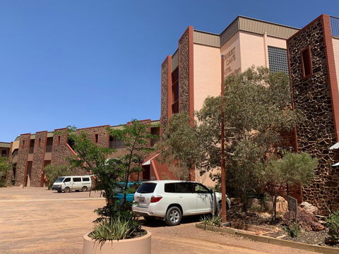 Desert Cave Hotel - Brisbane Tourism 30