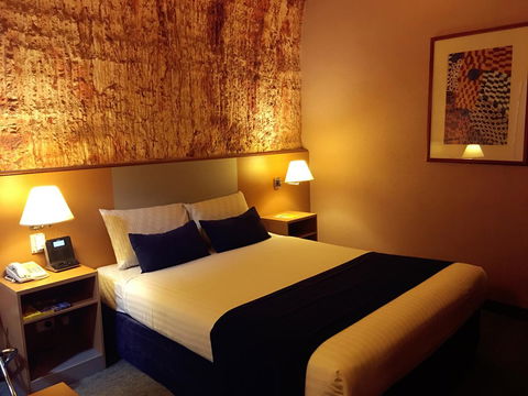 Desert Cave Hotel - Brisbane Tourism 39