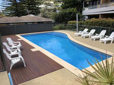 Boom 6 Boomerang Beach - Tourism Brisbane 4