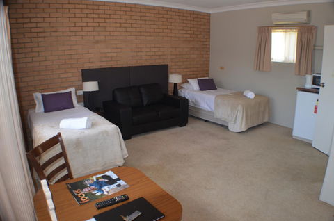 Deer Park Motor Inn Armidale - Tourism Brisbane 11