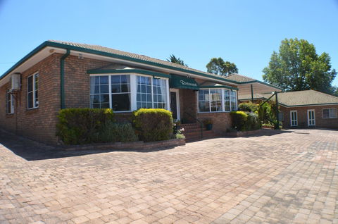 Deer Park Motor Inn Armidale - Tourism Brisbane 32
