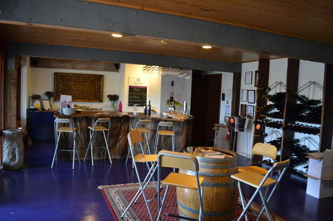 Shiraz Cottage - Tourism Brisbane 11