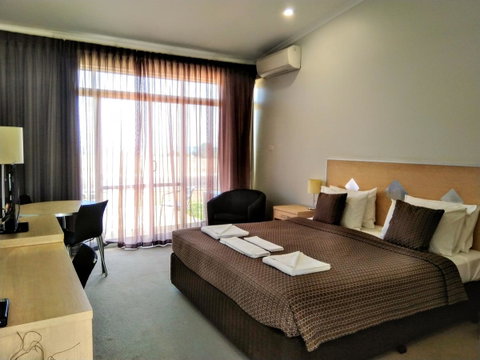 Highway One Motel - Brisbane Tourism 10