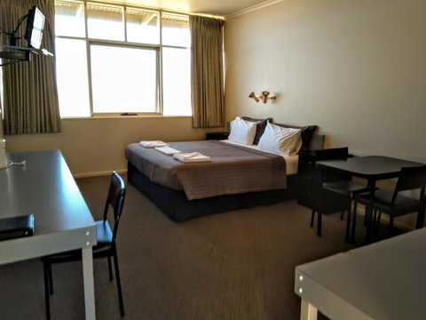 Highway One Motel - Brisbane Tourism 25