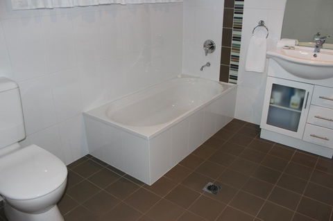 Beltana Villas - Tourism Brisbane 12