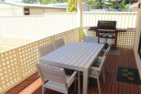 The Lighthouse - Beachfront Accommodation - Tourism Brisbane 3