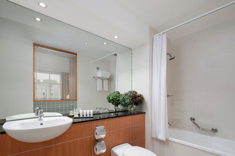 Rydges Newcastle - Tourism Brisbane 14