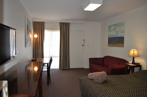 Augusta Courtyard Motel - Tourism Brisbane 5
