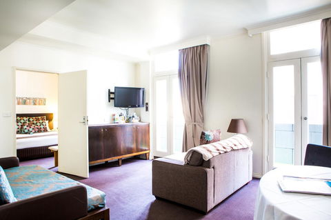 Hotel Richmond On Rundle Mall - Brisbane Tourism 21