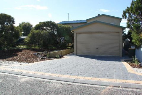 LAS ARENAS - The Sands - BEACH HOUSE - Brisbane 4u 0