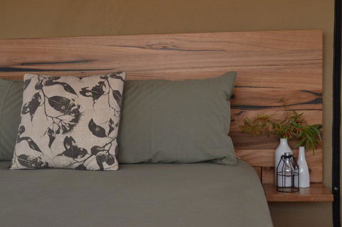 Flinders Bush Retreats - Tourism Brisbane 5