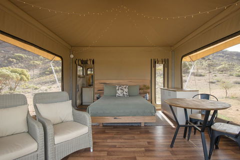 Flinders Bush Retreats - Tourism Brisbane 1