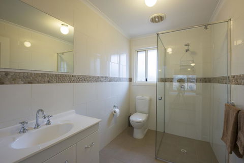 Flinders Bush Retreats - Tourism Brisbane 19