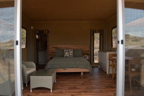 Flinders Bush Retreats - Tourism Brisbane 6