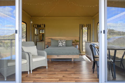 Flinders Bush Retreats - Tourism Brisbane 4