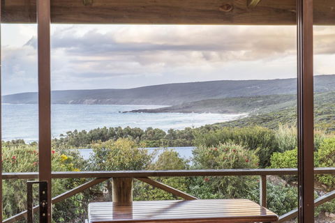 Chandlers Smiths Beach Villas - Tourism Brisbane 0