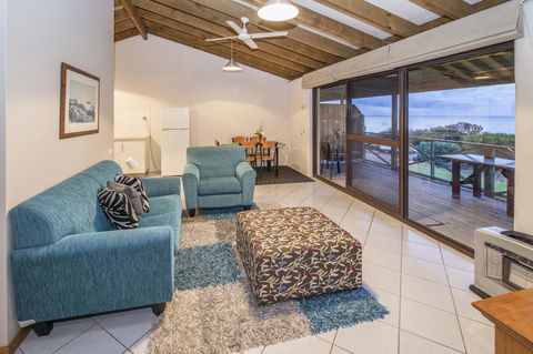 Chandlers Smiths Beach Villas - Tourism Brisbane 3