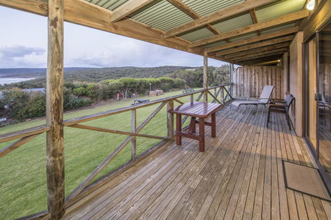 Chandlers Smiths Beach Villas - Tourism Brisbane 9
