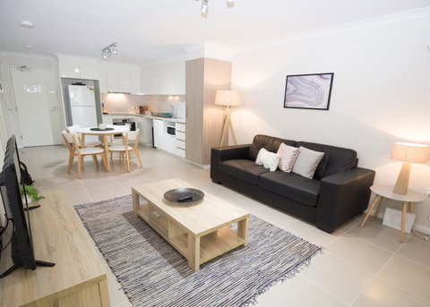 Yaran Suites - Brisbane Tourism 13
