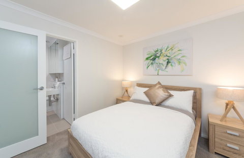 Yaran Suites - Brisbane Tourism 17