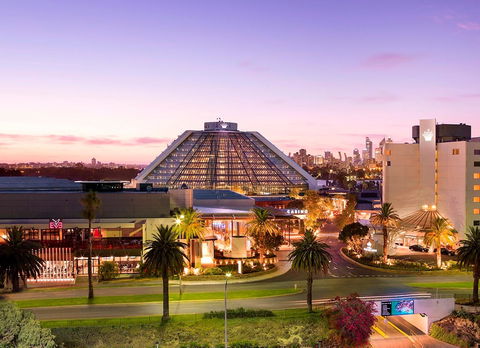 Crown Metropol Perth - Tourism Brisbane 5