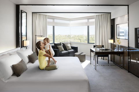Crown Metropol Perth - Tourism Brisbane 12