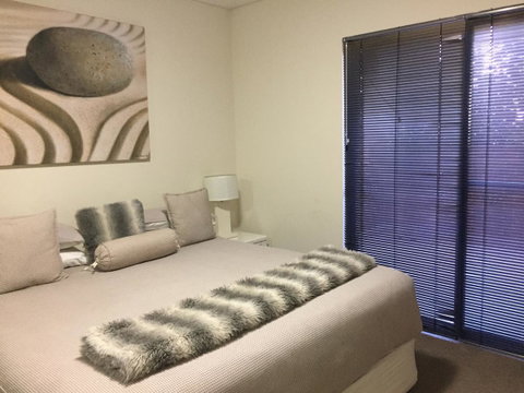 Parklane Apartments - Tourism Brisbane 8