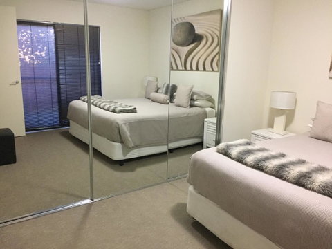 Parklane Apartments - Tourism Brisbane 10