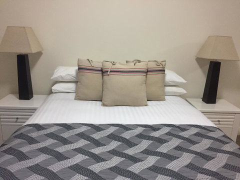 Parklane Apartments - Tourism Brisbane 9