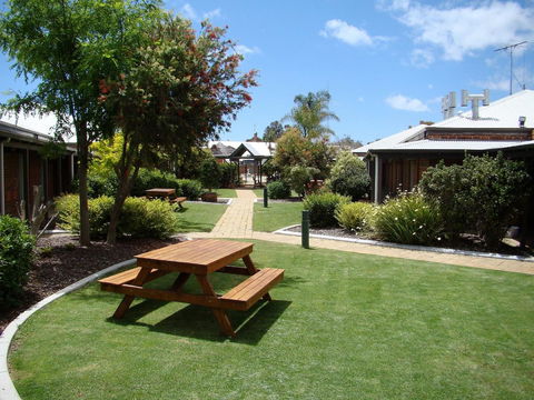 Dunsborough Central Motel - Tourism Brisbane 3