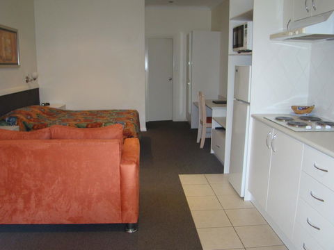 Dunsborough Central Motel - Tourism Brisbane 22