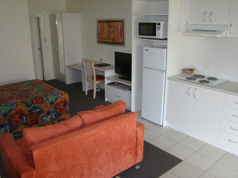 Dunsborough Central Motel - Tourism Brisbane 5