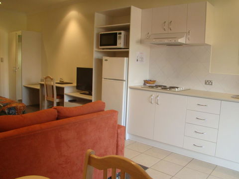 Dunsborough Central Motel - Tourism Brisbane 32