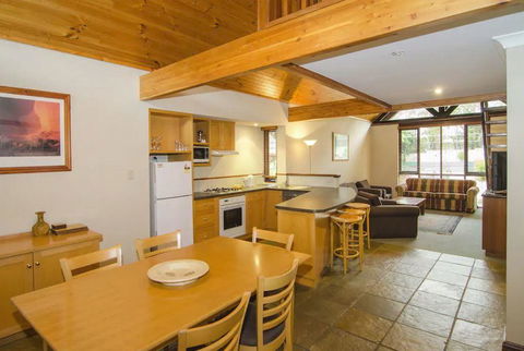 Margaret River Resort - Brisbane Tourism 6