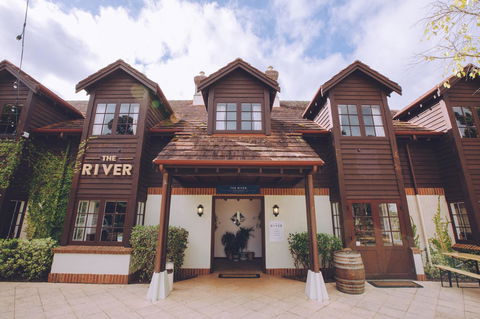 Margaret River Resort - Brisbane Tourism 11