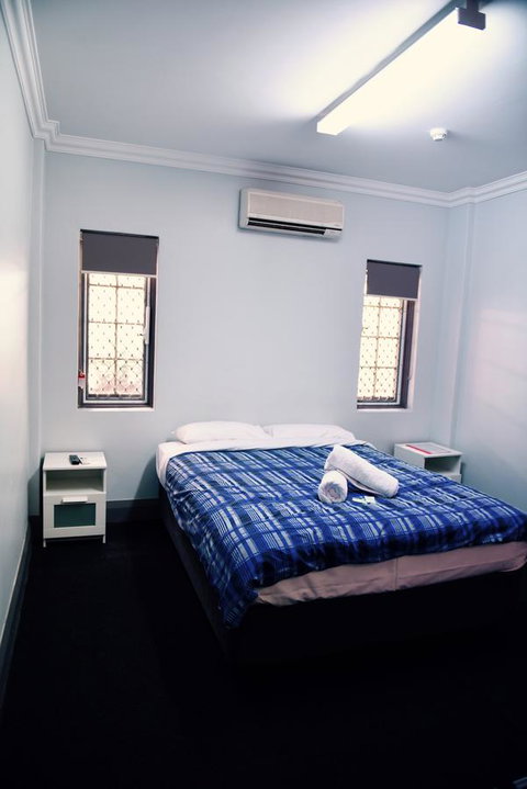 The Emperors Crown Hostel - Tourism Brisbane 27