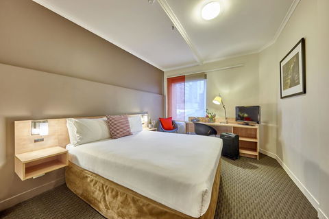 Ibis Perth - Tourism Brisbane 11