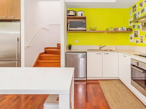 Home Apartment - Perth City Centre - Free WiFi - Brisbane Tourism 9