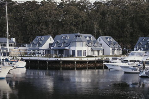 Anchorage Port Stephens - Brisbane 4u 3