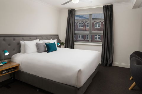 Pensione Hotel Perth - Brisbane Tourism 0