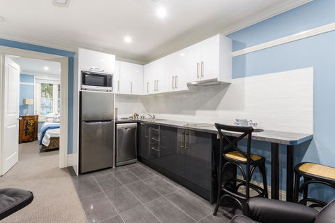 Blue Door Apartments - Brisbane Tourism 3