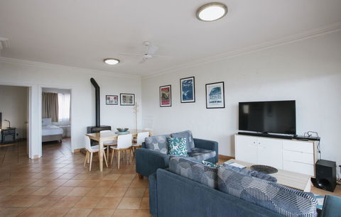 Canal Rocks Beachfront Apartments - Tourism Brisbane 33