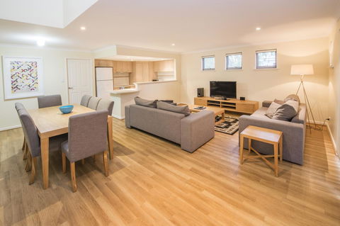 Cape View Beach Resort - Tourism Brisbane 6