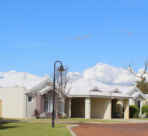 Cape View Beach Resort - Tourism Brisbane 8