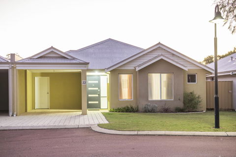 Cape View Beach Resort - Tourism Brisbane 25