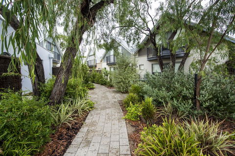 Cape View Beach Resort - Tourism Brisbane 44