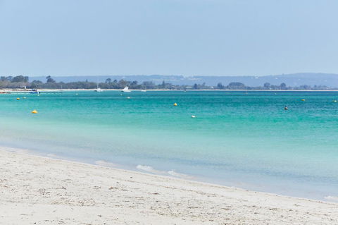 Cape View Beach Resort - Tourism Brisbane 1