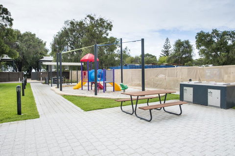 Cape View Beach Resort - Tourism Brisbane 19