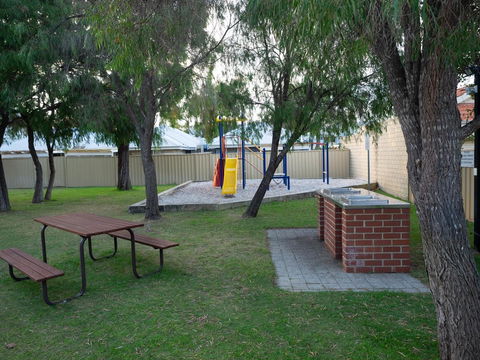 FortyOne - Oceanside Retreat Busselton - Tourism Brisbane 41